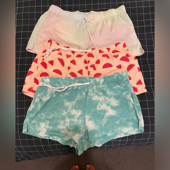 BUNDLE DEAL 🛍️⭐️🤩 3 Medium George PJ Shorts with 3 BONUS tops - Picture 11 of 12